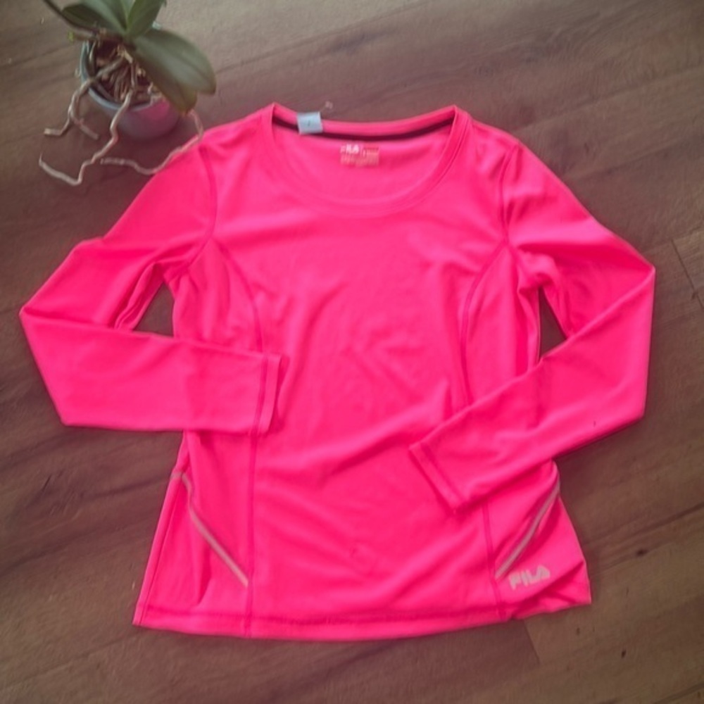 Fila Shirt ! Medium !